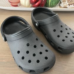 Black Crocs (Junior Size: 5)