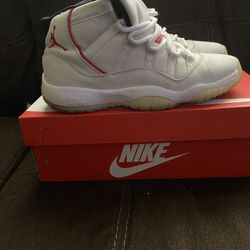 Air Jordan 11 Retro Platinum Tint