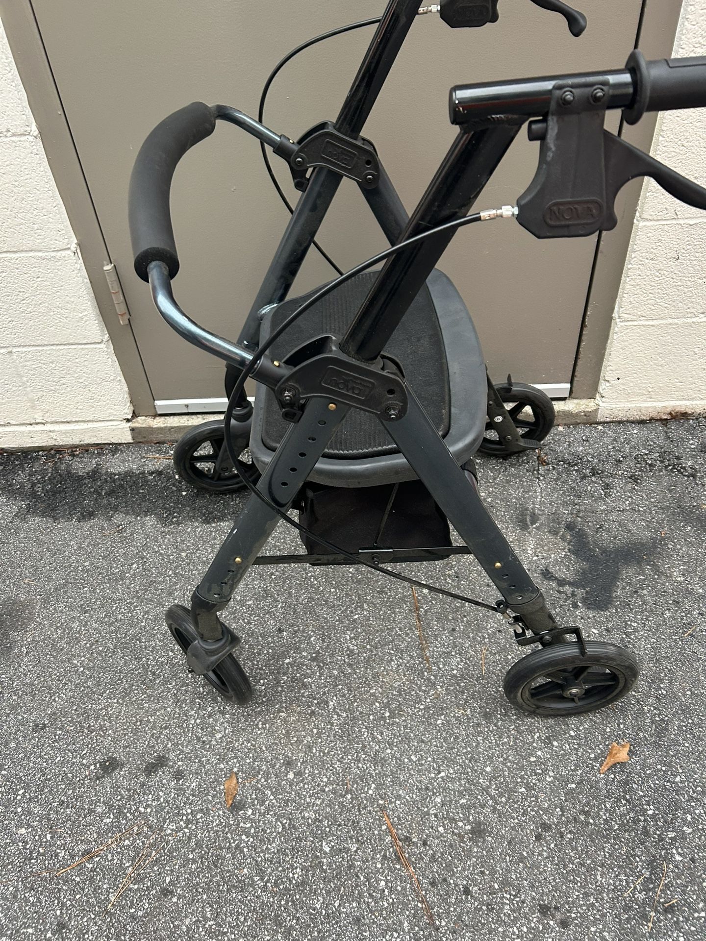 Rollator - Nova Hero Heavy Duty Walker Rollator With Storage 