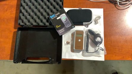 Brand New AlcoMate Premium Breathalyzer Kit – Complete Set – $75