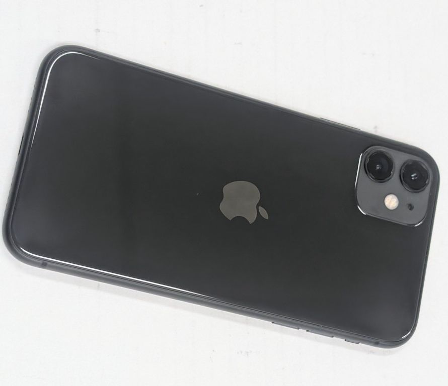 NEW iPhone 11 Black Unlocked for ANY Carrier SIM Card USA Mexico Worldwide