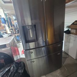 4 Door Fridge With Showcase