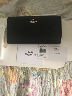 New with tag coach black wallet
