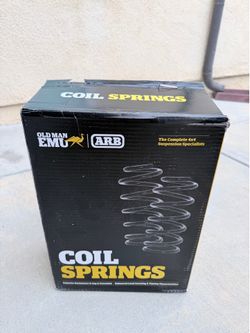 Old Man Emu Front coil spring set 4026