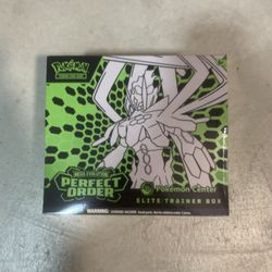 Pokemon Center ETB Perfect Order 