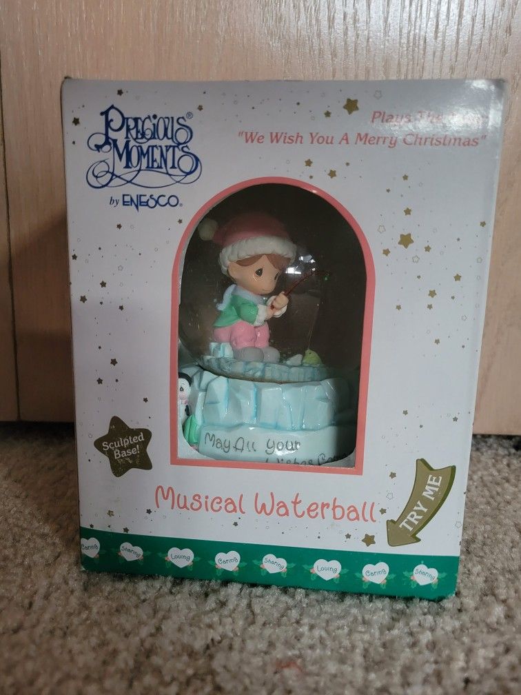 Rare Precious Moments Musical Waterball "We Wish You A Merry Christmas"
