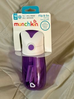 New Munchkin 12 Oz Flip & Go Straw Cup