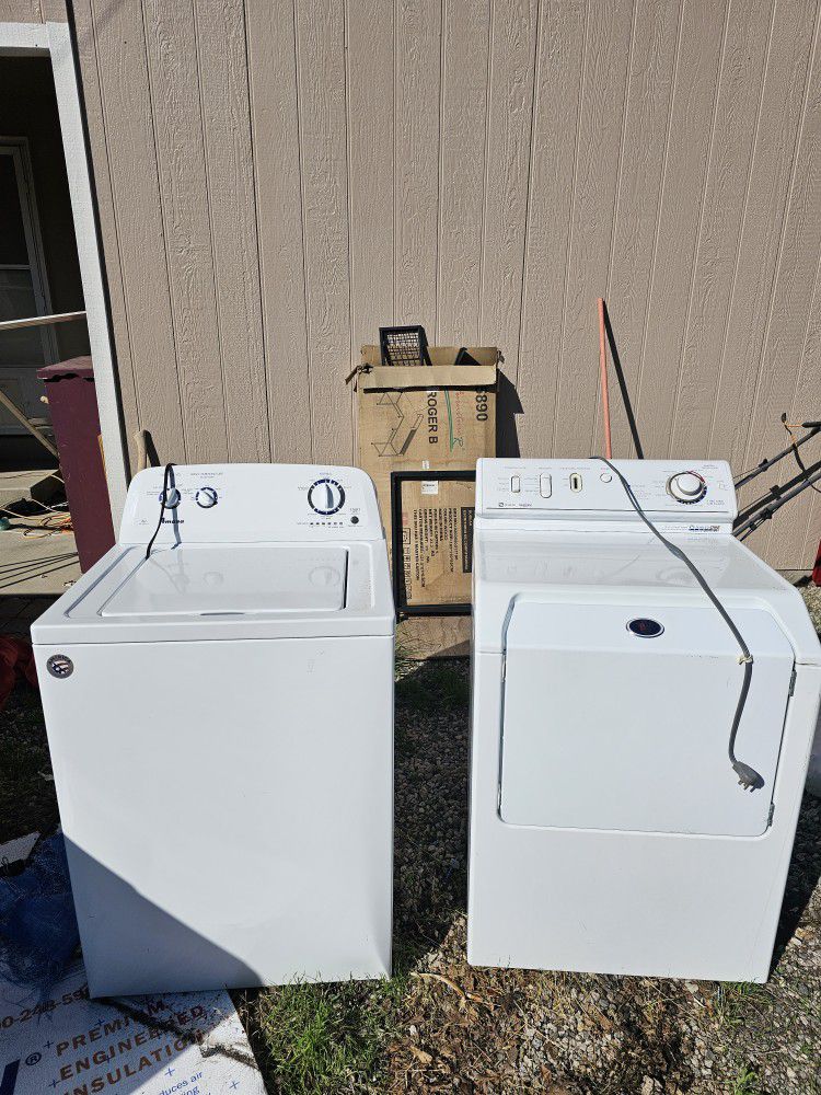 Washer and dryer set ( Gas dryer)