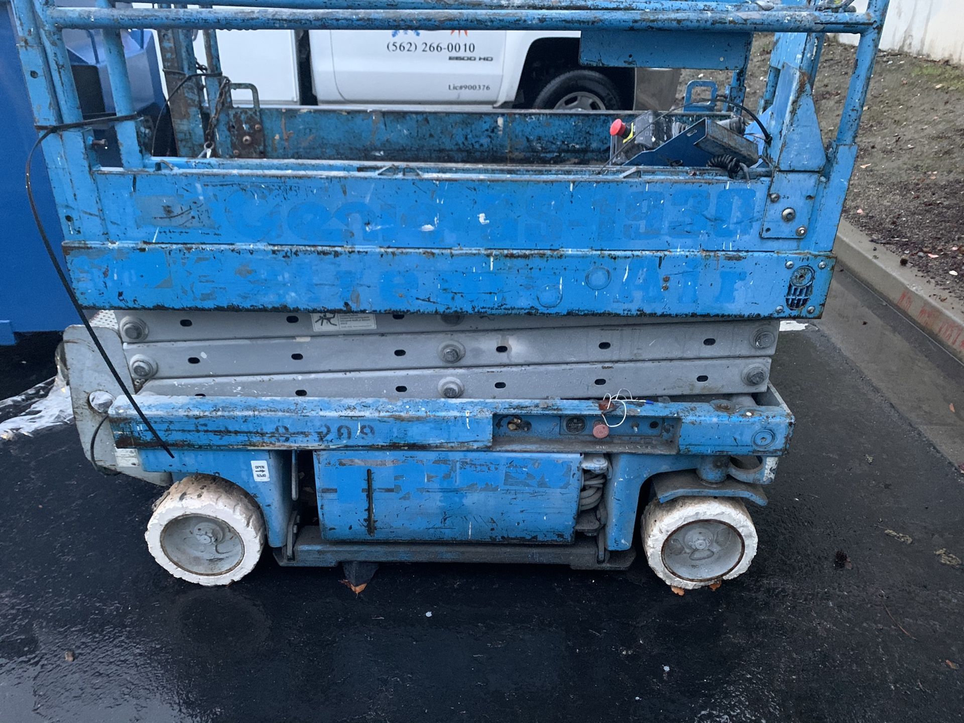 Genie 1930 scissor lift for Sale in Yorba Linda, CA OfferUp