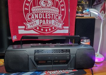 Oldschool Dual Cassette Boombox radio ๐ป WORKS ๐ช๐ฝ