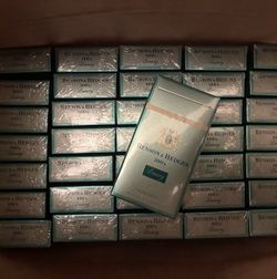 B&H 100s Luxury Menthols