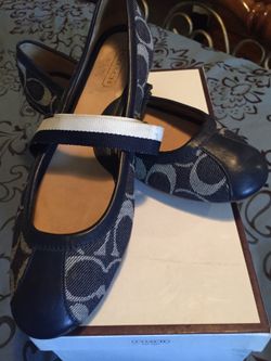 Coach shoes size 9
