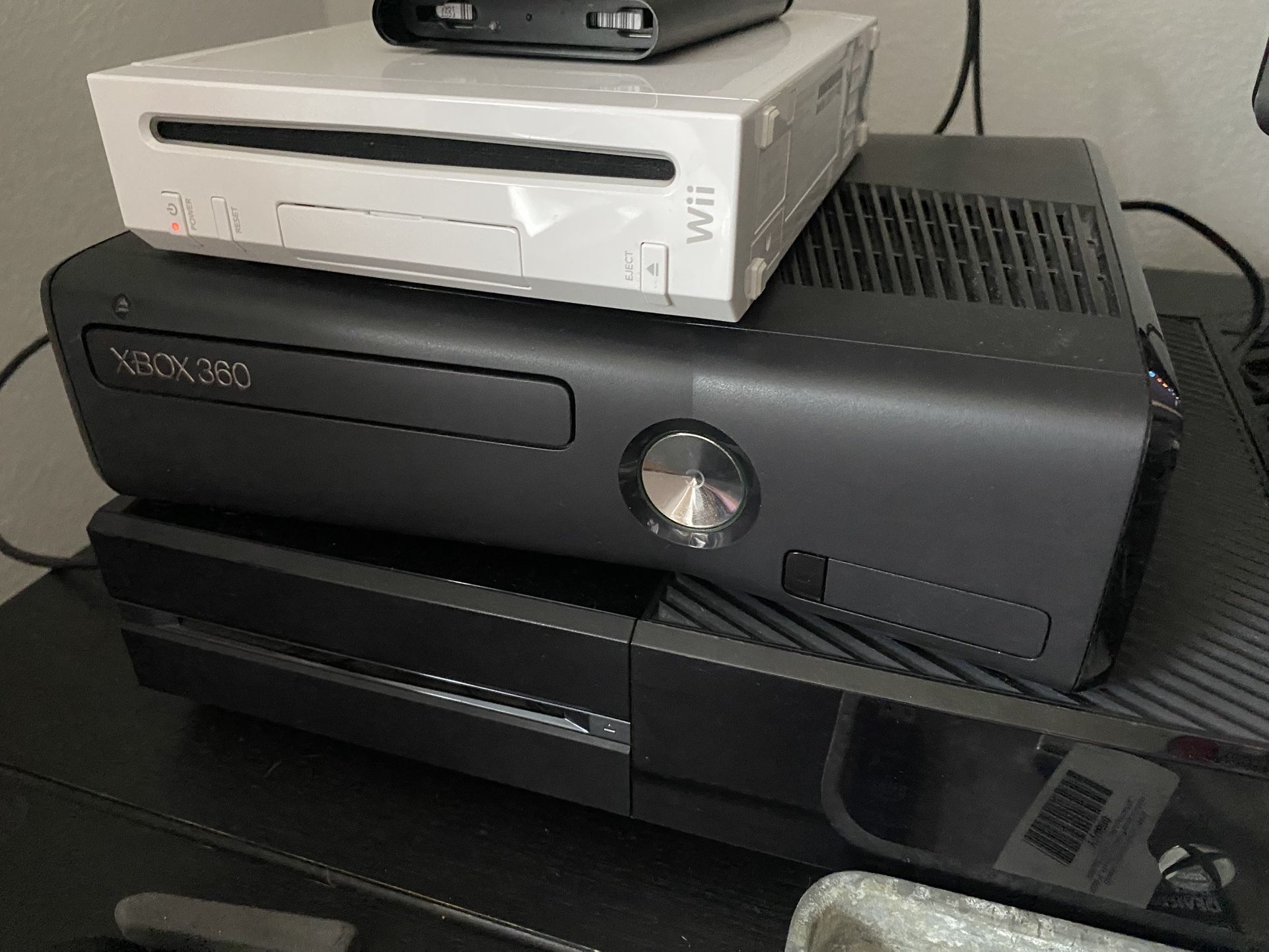 Xbox 360 + Games and Accessories