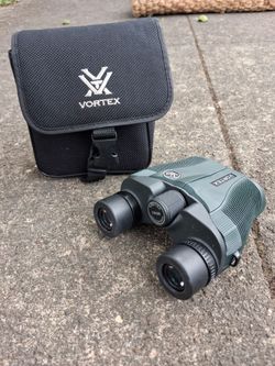 Vortex Optics Vanquish Reverse Porro Prism Binoculars - Compact, Rubber Armor, Waterproof, Fogproof, Shockproof