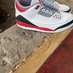 JORDAN RETRO (SIZE 10) MEN