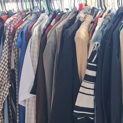 Lot of name brand clothes