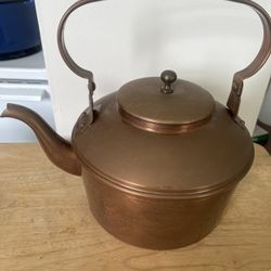 Large Copper Tea Kettle. 