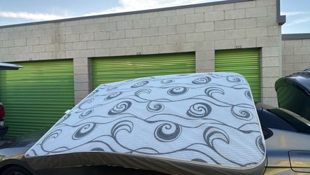 Mattress with Scroll Pattern
