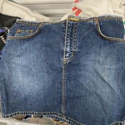 Large Cute Levi Skirt is