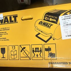 DeWalt 4.5 Gal Air Compressor 
