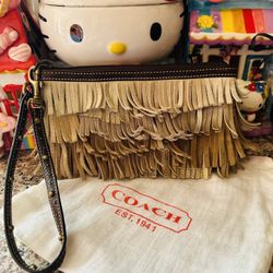 Coach Wristlet 