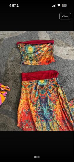 Woman’s XS Psychedelic Print Two-Piece Tube Top and Maxi Skirt Set