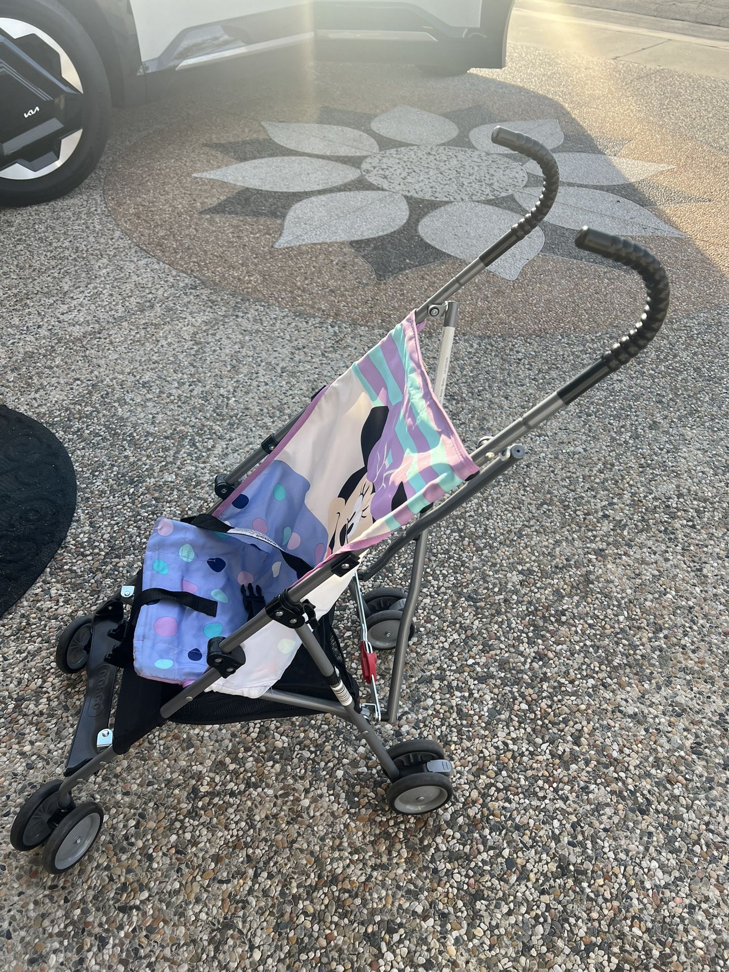 Minnie Mouse Umbrella stroller