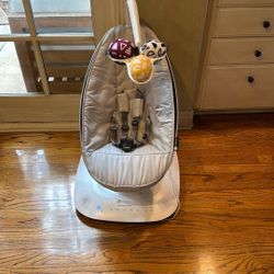 4moms: mamaRoo multi-motion baby swing