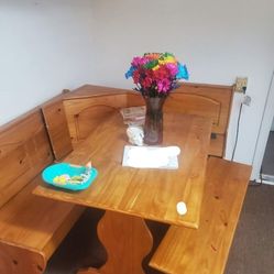 Kitchen Table Nook