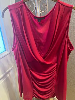 Fuchsia sleeveless ruched top