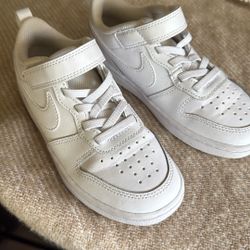 nike shoes 12.5C boys size