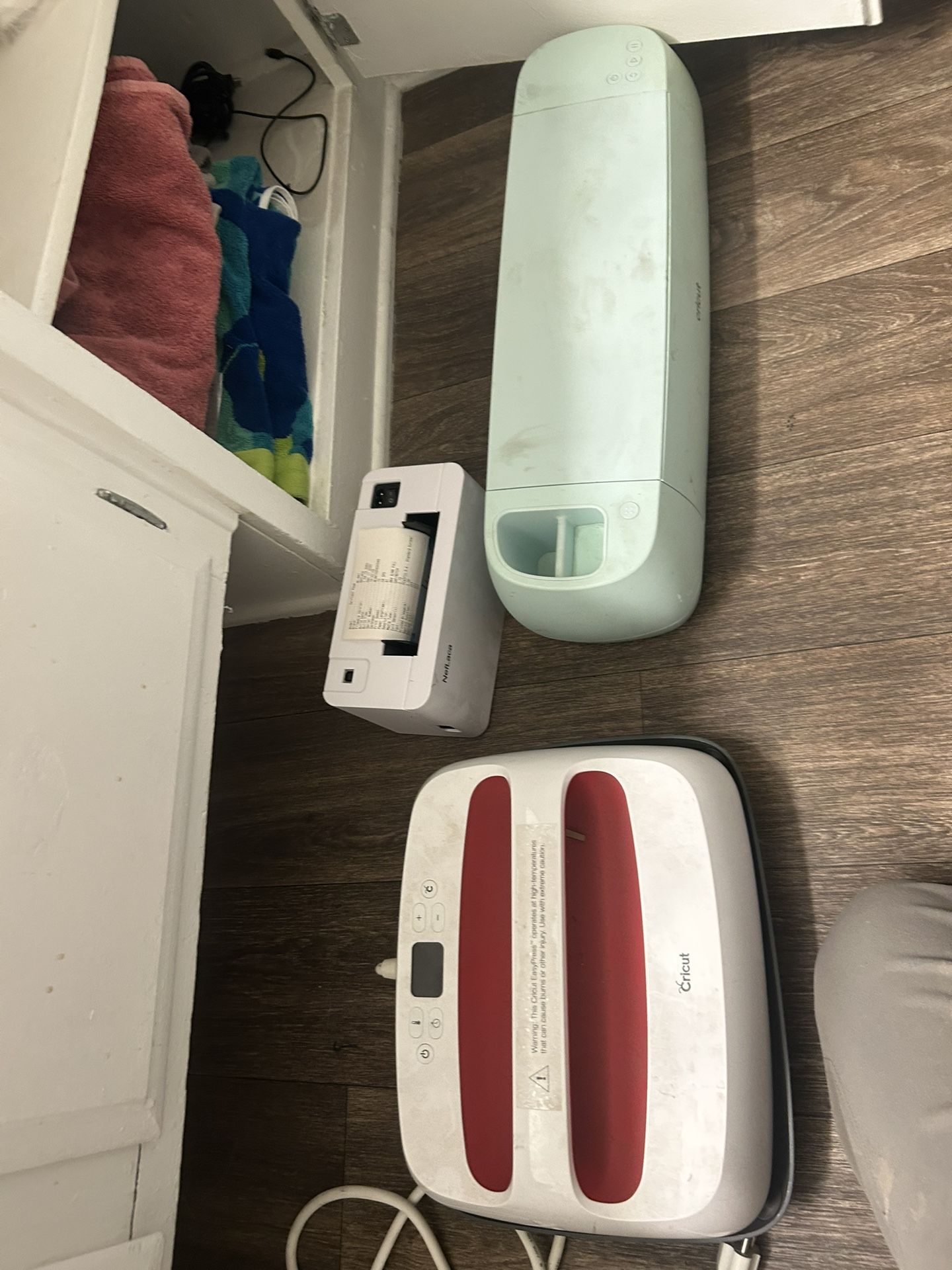 Hot Press / Label Printer / And Printer For Shirt Designs