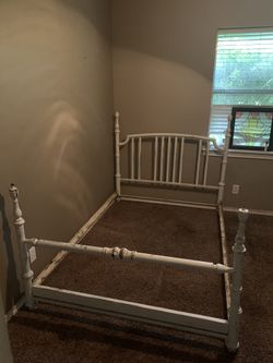 Full Sized Antique Bed