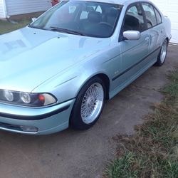 1999 BMW 528i