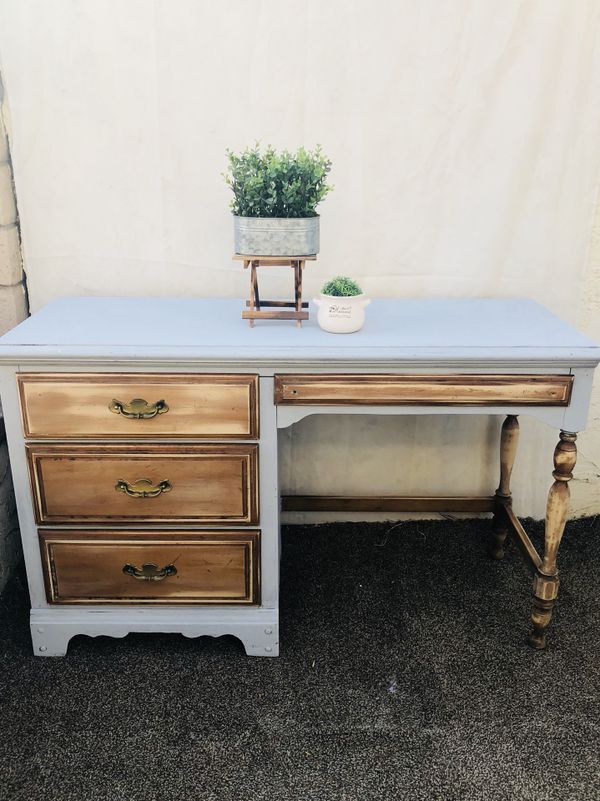 Rustic Gray Distressed Wood Desk For Sale In La Mesa Ca Offerup