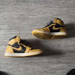 Jordan 1 OG ‘Pollen’