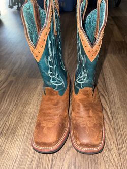 Boots Laredo