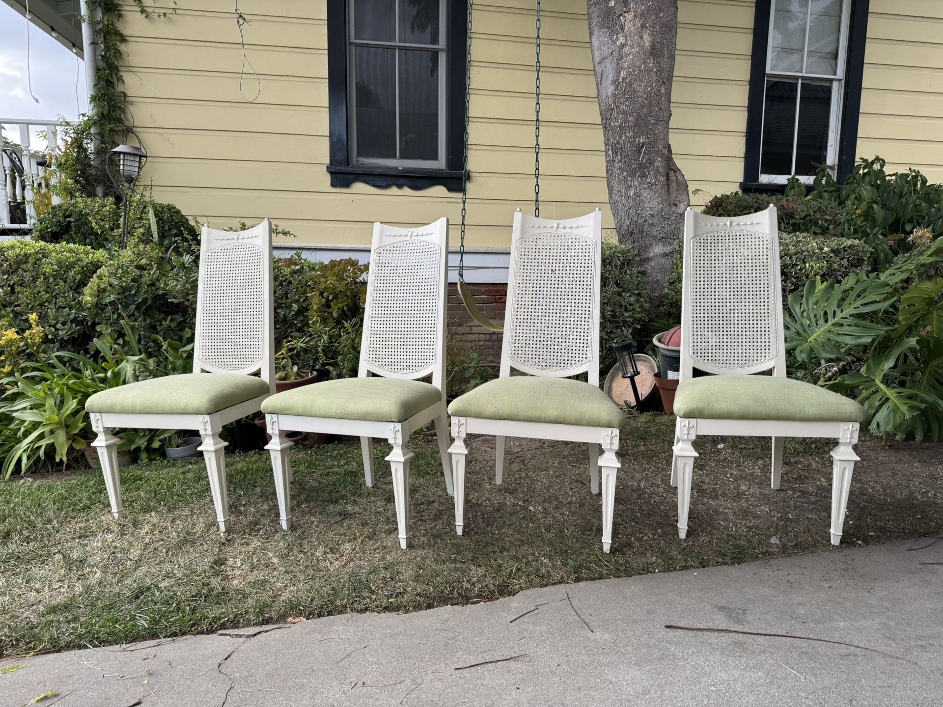 Set Of 4 Cane Back Chairs (In Monrovia)