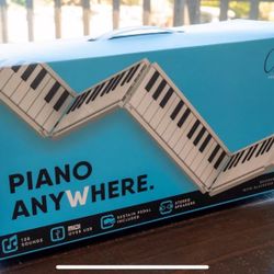 Blackstar Carry-on 88-Key Folding Piano - White (Brand NEW in box) 