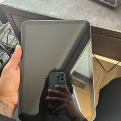Apple iPad (A16) 128gb WiFi + Cellular 