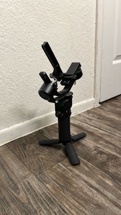 DJI RS 3  gimbal camera machine