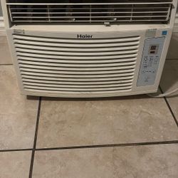 AC Window Unit 