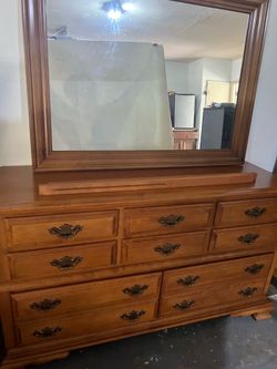 Bedroom set