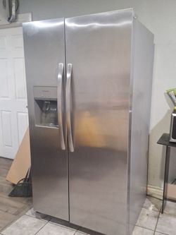 Frigidaire Side-by-Side Refrigerator