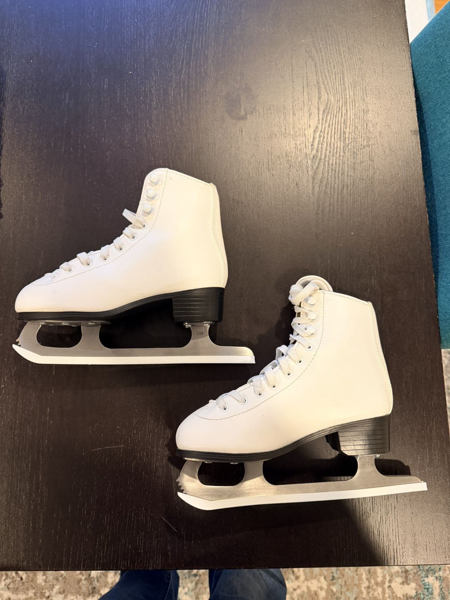 American Tricot Lined Ice Skates - White, Girls size 3