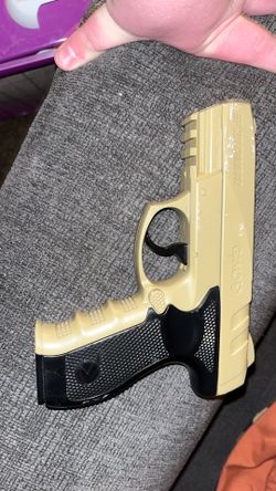 BB gun with ammo