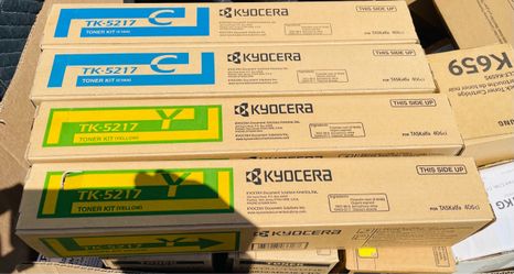 Lot of 4 Kyocera toners 2 yellow and 2 cyan