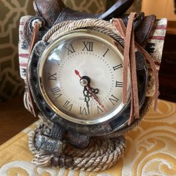 Western Saddle, Rope & Horseshoe Rainbow Inc Clock