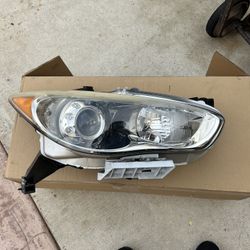 2015 Qx60 Right Headlight 