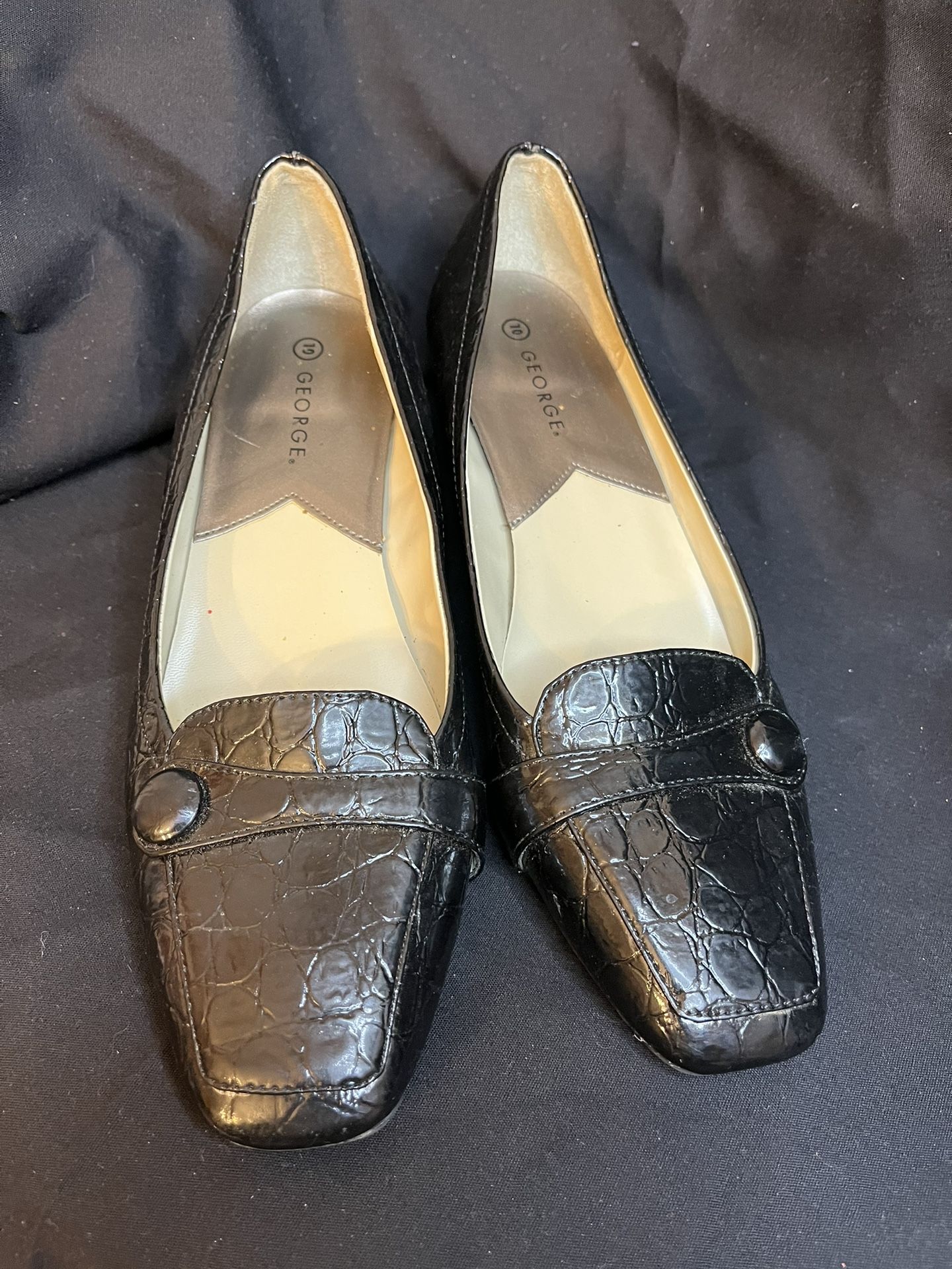 George Croc Embossed Black Patent Leather, size 10M